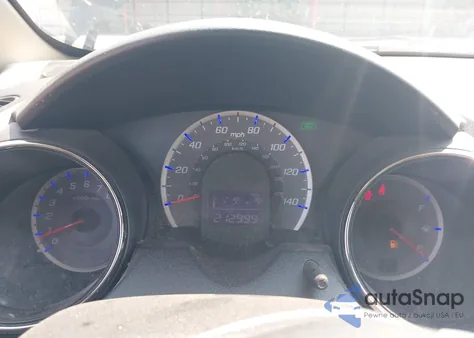 2013 Honda Fit Sport z USA, uszkodzony, nr VIN JHMGE8H54DC011102